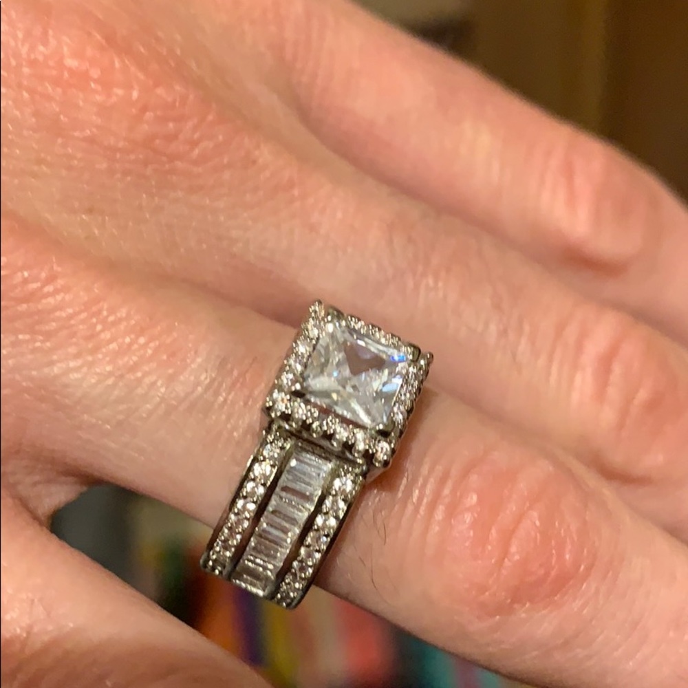 White Sapphire Sterling Silver Ring - Picture 8 of 8